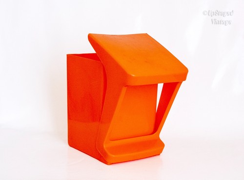 Pedal bin orange plastic - plastic, 1970s