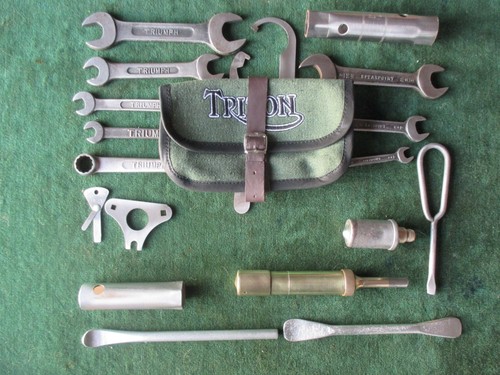 Triton triumph norton - ,