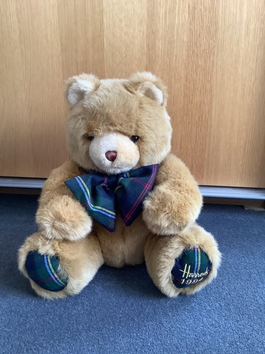 Harrods christmas large bear - large,