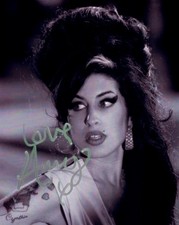 Amy Winehouse Black Incredibly
