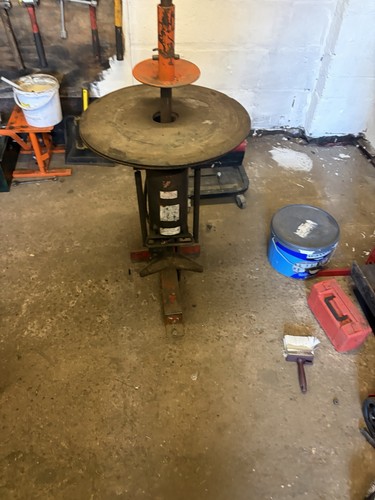 Tyre machine - tyre,