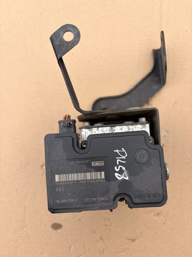 Ford fiesta mk7 abs pump - mk7,