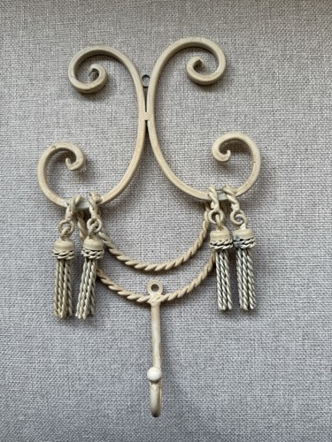 French vintage cream - wall, door