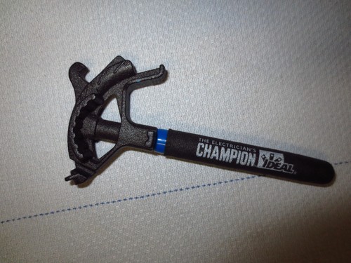 Ideal bottle opener - bottle,