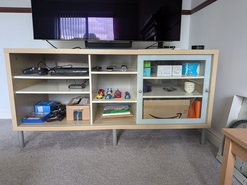 Unit and matching - tv, cabinet