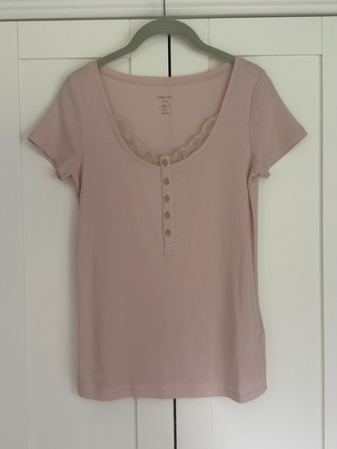Gorgeous top with - , lace