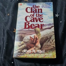 Jean M Auel Clan of the Cave Bear Mass Market Paperback Vintage 