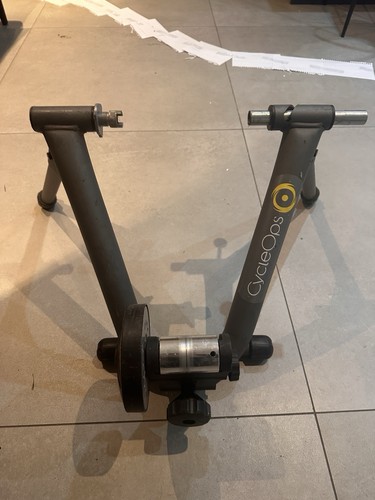 Cycleops turbo trainer - cycleops,