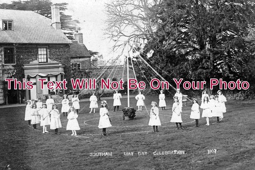 266 maypole dancers - -,