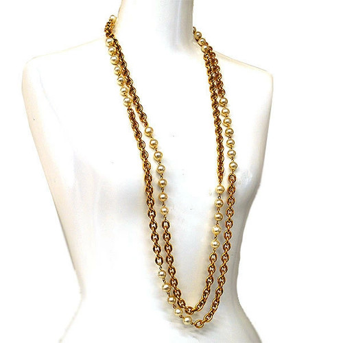 Chanel pearl tone row - tone,