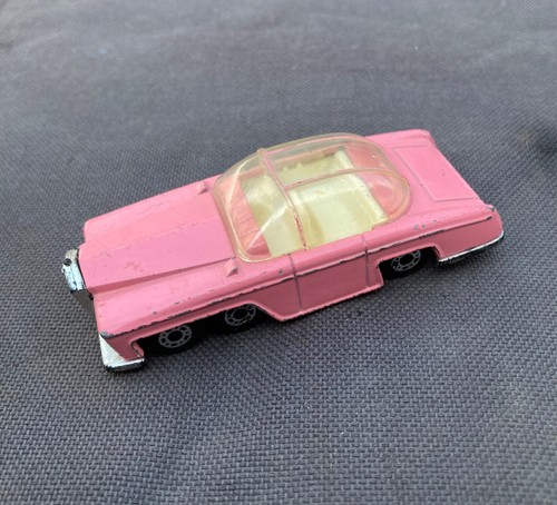 Matchbox fab1 lady - lady, penelope