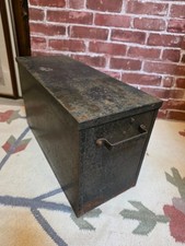 Rusty Roneol  Metal Storage Box/ Tools Metal Trunk