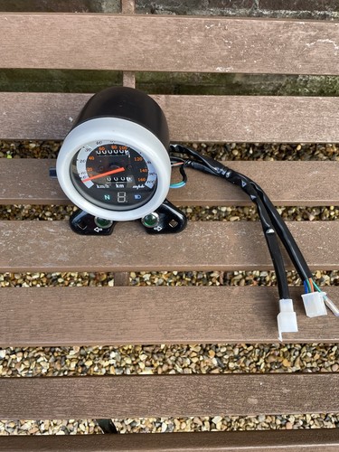 Speedometer speedo instrument - speedometer,