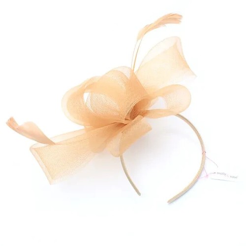 Gold looped net and - looped,
