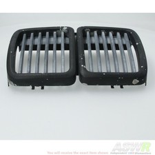 BMW E30 3 SERIES Centre Kidney Grille 51131884350