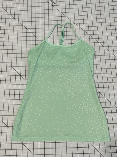 Lululemon power tank size 6 - size,