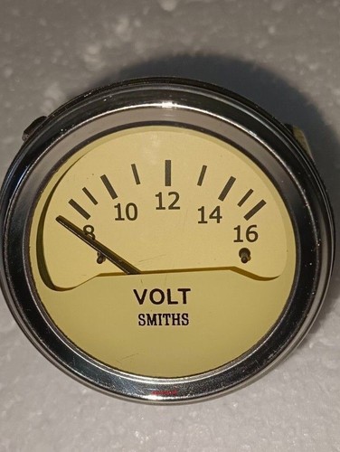 Smiths volt gauge - 52,