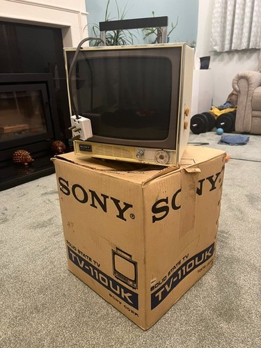 Vintage sony portable black - sony,