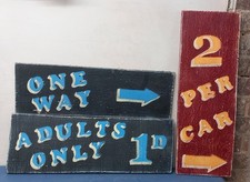 FAIRGROUND FUNFAIR FOLKART SIGNS JOBLOT DODGEMS WALTZER SPEEDWAY CIRCUS RIDE