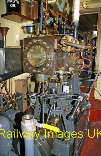 Photo steam narrowboat hasty - photo,