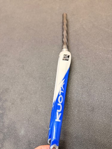 Kuota blue white - ,