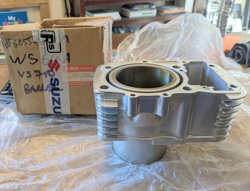 Suzuki vs800 engine cylinder - vs800,