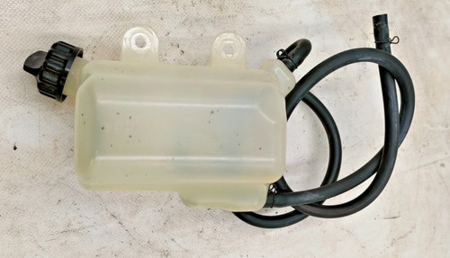Radiator liquid tank - ,