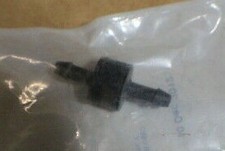 AMR6676 Land Rover defender- Freelander- Discovery 2 Vale none return windscreen