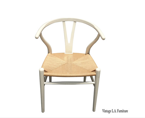 Vintage white wishbone chair - vintage,