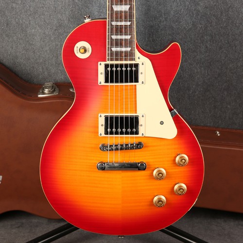 Epiphone inspired gibson - by,