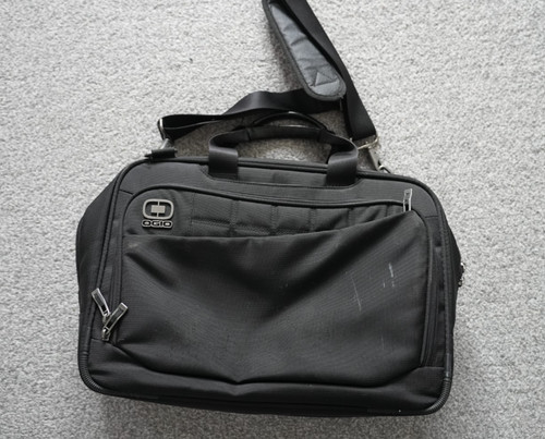 Ogio black laptop - ogio,