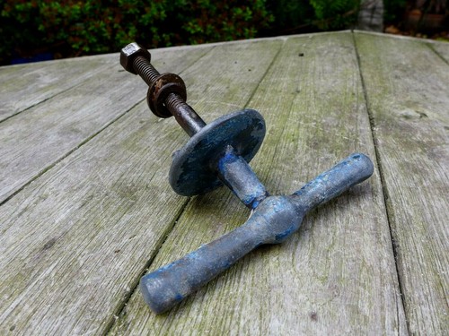 Vintage cleat bollard - cleat, for