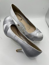 Size 4 Silver Debut Heels -