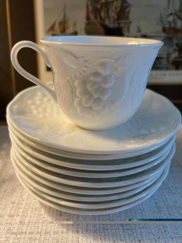 Wedgwood strawberry vine cup - wedgwood,