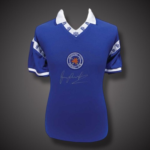 Gary lineker hand signed - gary,