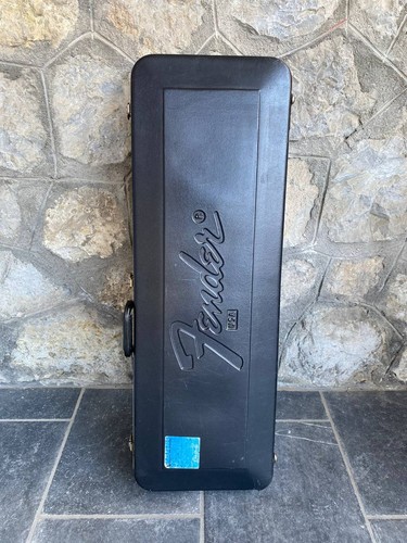 Vintage 1980s fender - vintage,