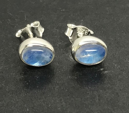 Blue rainbow moonstone - , stud
