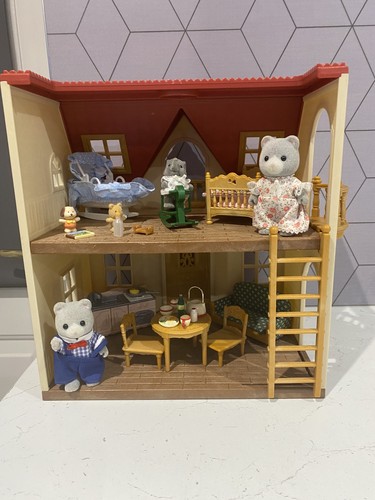 Sylvanian families red - families, roof