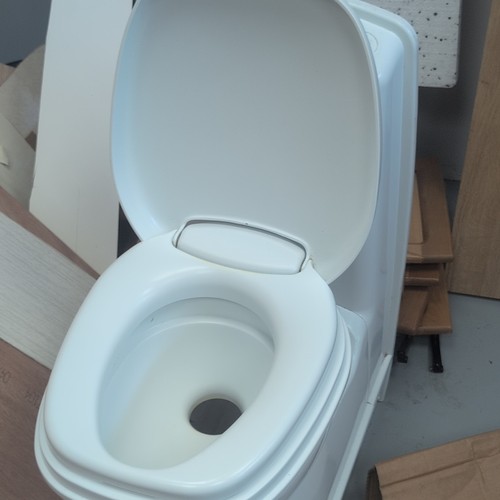 Caravan motorhome toilet - caravan/motorhome, c200
