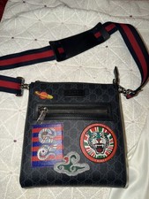 Gucci GG Supreme Messenger Bag