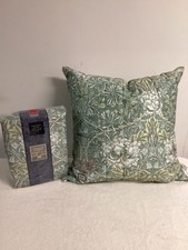 NWT WILLIAM MORRIS HONEYSUCKLE