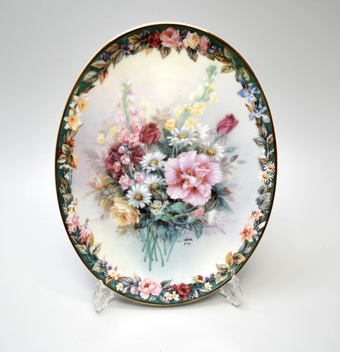 Lena liu floral cameo - liu's,