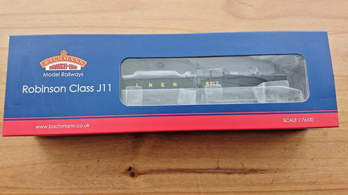 Bachmann 318 class - bachmann, j11