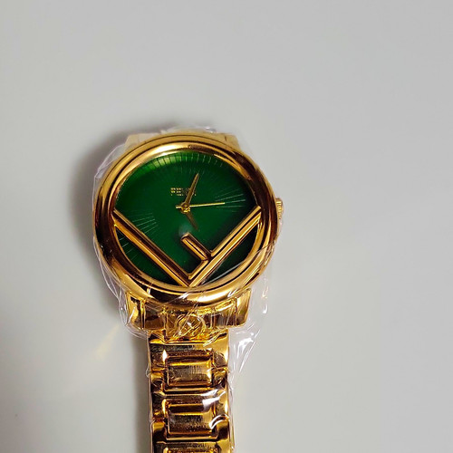 Fendi women quartz analog - women's,