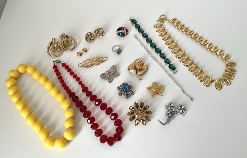 Joblot costume jewellery - joblot,