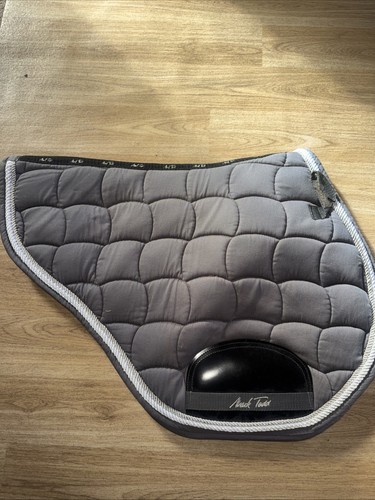 Mark todd grey jump saddle - grey,