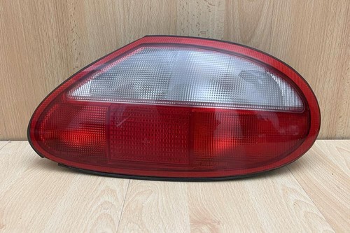Right rear tail - tail, light