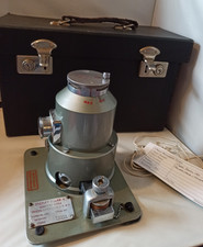 Tecota MK 6 Trichlorethylene Inhaler Vaporiser  in case - Vintage Medical item