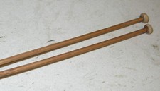LOVELY VINTAGE WOODEN / BAMBOO 3.75MM KNITTING NEEDLES - 14" / 36CM LONG