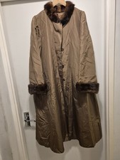 Rare classic Vintage trench Coat  Real Mink Trimings and detachable Lining M-L
